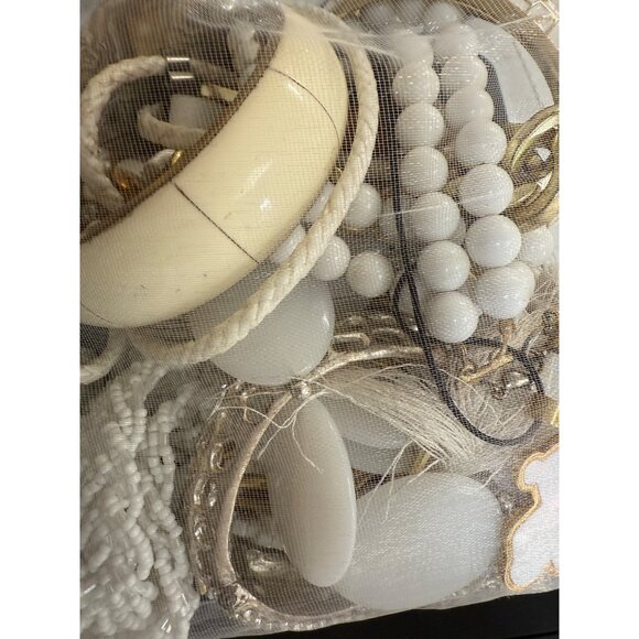 Jewelry Lot Wearable White & Gold Assorted Pieces Including Bangles Necklaces - Picture 8 of 9